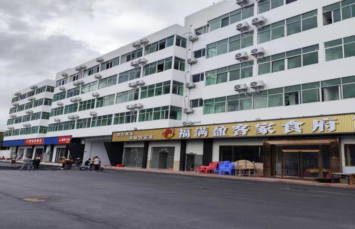 通过一系列富有挑战与协作的拓展活动